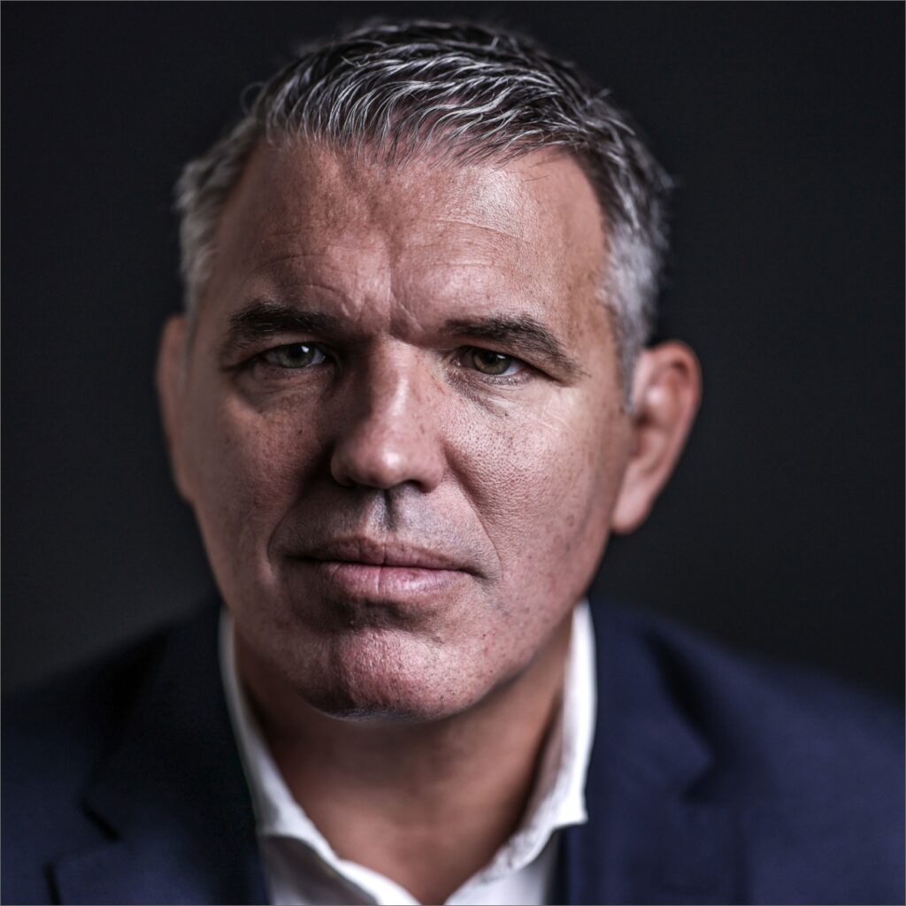 NICOLAS S